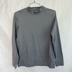 5/$25 under Armour grey base layer fitted cold gear